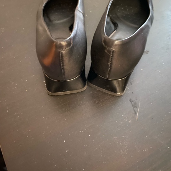 Geox Black low Heel woman’s Shoe - Picture 8 of 8